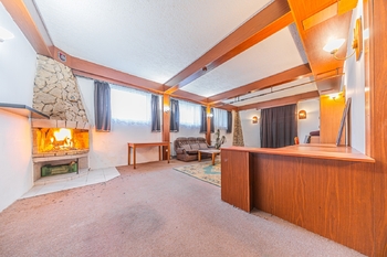 Prodej restaurace 249 m², Praha 8 - Kobylisy