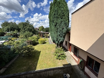 Prodej nájemního domu 300 m², Kravaře