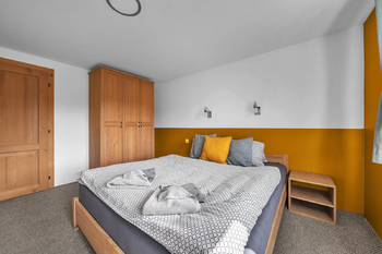 Ložnice - Prodej bytu 2+kk v osobním vlastnictví 43 m², Pec pod Sněžkou