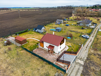 Prodej domu 120 m², Chbany