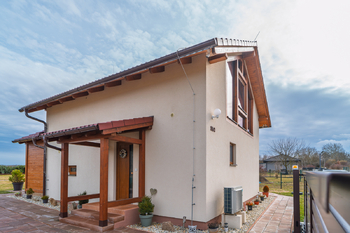 Prodej domu 120 m², Chbany