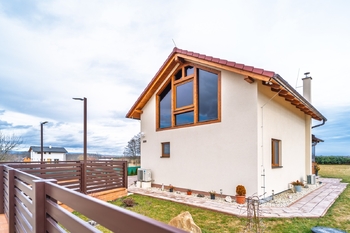 Prodej domu 120 m², Chbany