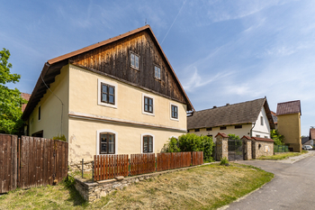 Prodej zemědělského objektu 750 m², Snědovice