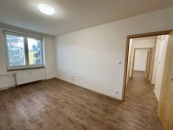 Prodej bytu 2+1 v osobním vlastnictví 54 m², Praha 9 - Hloubětín