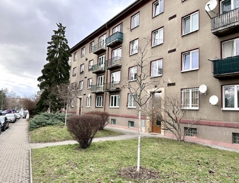 Prodej bytu 2+1 v osobním vlastnictví 54 m², Praha 9 - Hloubětín