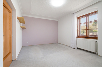 Prodej domu 298 m², Břasy