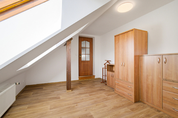 Prodej domu 298 m², Břasy