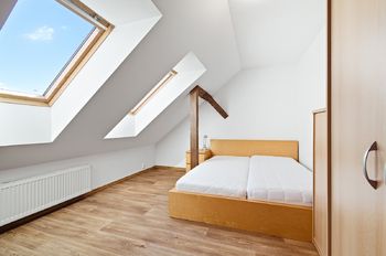 Prodej domu 298 m², Břasy