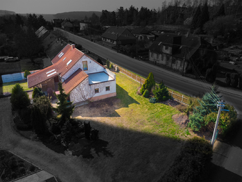Prodej domu 298 m², Břasy