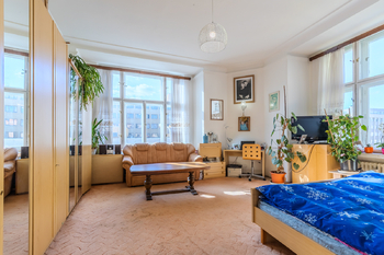 Prodej bytu 4+1 v osobním vlastnictví 149 m², Praha 7 - Holešovice