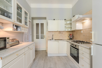 Prodej bytu 4+1 v osobním vlastnictví 149 m², Praha 7 - Holešovice