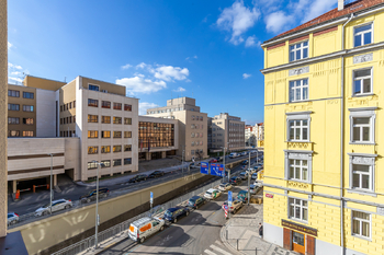 Prodej bytu 4+1 v osobním vlastnictví 149 m², Praha 7 - Holešovice