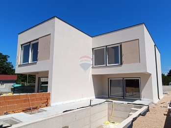 Prodej domu 102 m², Pirovac