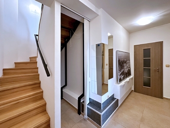 Předsíň - Prodej bytu 3+kk v osobním vlastnictví 91 m², České Budějovice