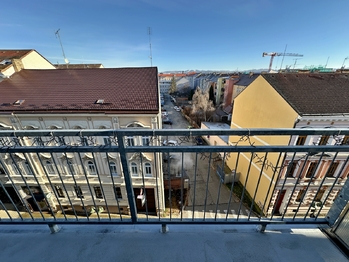 Balkón - Prodej bytu 3+kk v osobním vlastnictví 91 m², České Budějovice