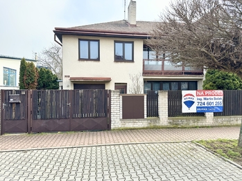 Prodej domu 151 m², Praha 10 - Dolní Měcholupy
