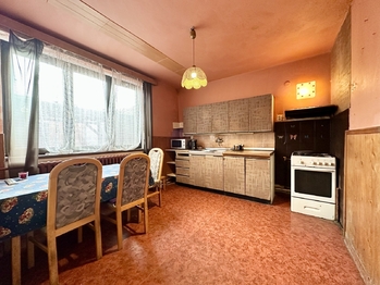 Prodej domu 151 m², Praha 10 - Dolní Měcholupy