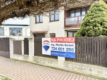 Prodej domu 151 m², Praha 10 - Dolní Měcholupy