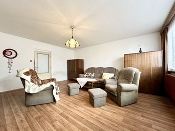 Prodej domu 151 m², Praha 10 - Dolní Měcholupy