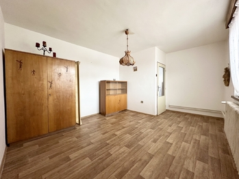 Prodej domu 151 m², Praha 10 - Dolní Měcholupy