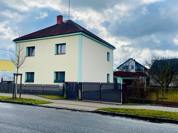 Prodej domu 249 m², Černilov