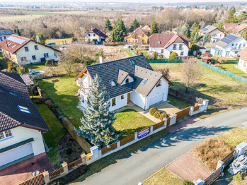 Prodej bytu 6 a více v osobním vlastnictví 240 m², Praha 9 - Újezd nad Lesy