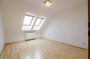 Prodej bytu 6 a více v osobním vlastnictví 240 m², Praha 9 - Újezd nad Lesy