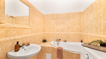 Prodej bytu 2+kk v osobním vlastnictví 61 m², Praha 3 - Žižkov