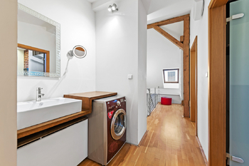 Prodej bytu 3+kk v osobním vlastnictví 95 m², Praha 5 - Smíchov