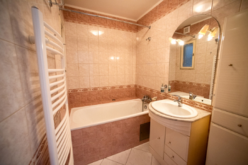 Prodej bytu 3+kk v osobním vlastnictví 91 m², Praha 4 - Nusle