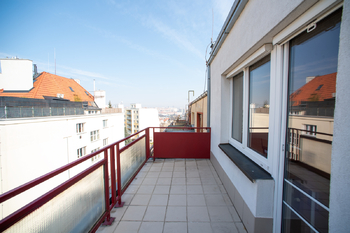 Prodej bytu 3+kk v osobním vlastnictví 91 m², Praha 4 - Nusle