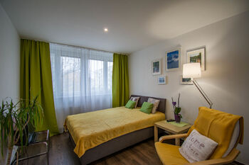 Pronájem bytu 2+1 v družstevním vlastnictví 43 m², Hradec Králové