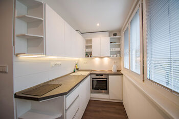 Pronájem bytu 2+1 v družstevním vlastnictví 43 m², Hradec Králové