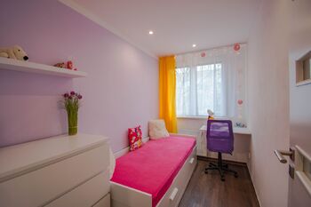 Pronájem bytu 2+1 v družstevním vlastnictví 43 m², Hradec Králové