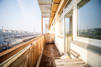 TERASA - Pronájem bytu 2+kk v osobním vlastnictví 65 m², Praha 9 - Libeň