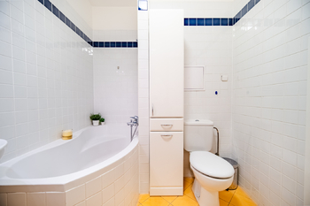 KOUPELNA - Pronájem bytu 2+kk v osobním vlastnictví 59 m², Praha 9 - Libeň