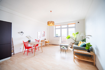 OBÝVACÍ POKOJ  - Pronájem bytu 2+kk v osobním vlastnictví 59 m², Praha 9 - Libeň