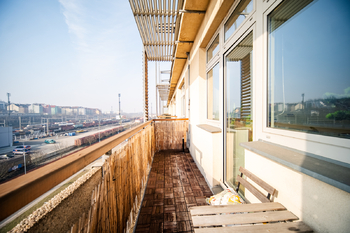 TERASA  - Pronájem bytu 2+kk v osobním vlastnictví 59 m², Praha 9 - Libeň