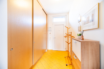 STUPNÍ HALA  - Pronájem bytu 2+kk v osobním vlastnictví 59 m², Praha 9 - Libeň