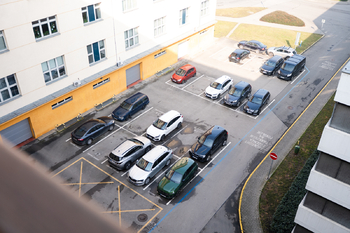 PARKOVÁNÍ  - Pronájem bytu 2+kk v osobním vlastnictví 59 m², Praha 9 - Libeň