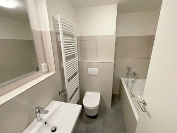 Koupelna - Pronájem bytu 2+kk v osobním vlastnictví 53 m², Brandýs nad Labem-Stará Boleslav