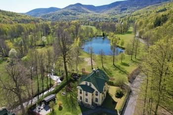 penzion a okolí - Prodej ubytovacího zařízení 1070 m², Raspenava