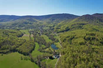 penzion a okolí - Prodej ubytovacího zařízení 1070 m², Raspenava