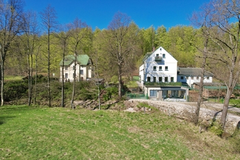 penzion z pastvin - Prodej ubytovacího zařízení 1070 m², Raspenava
