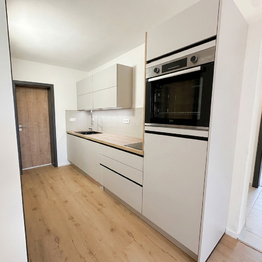Kuchyňský kout - Pronájem bytu 2+kk v osobním vlastnictví 55 m², Horní Planá
