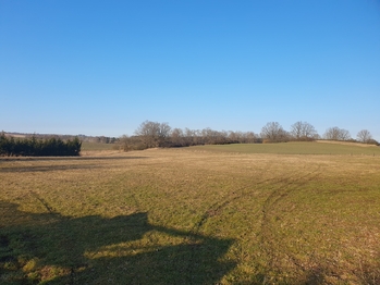 Prodej pozemku 71548 m², Chvalovice