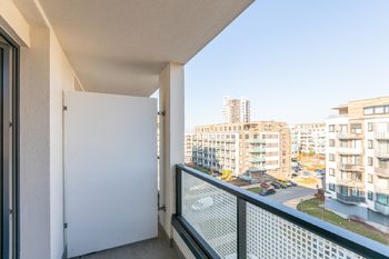 Pronájem bytu 1+kk v družstevním vlastnictví 27 m², Praha 5 - Hlubočepy