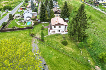 Prodej pozemku 1968 m², Jevany