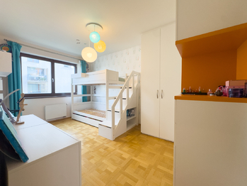 Prodej bytu 6 a více v osobním vlastnictví 233 m², Praha 9 - Hrdlořezy