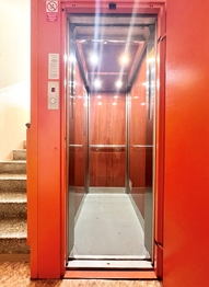 výtah - Prodej bytu 1+1 v družstevním vlastnictví 37 m², Ústí nad Labem